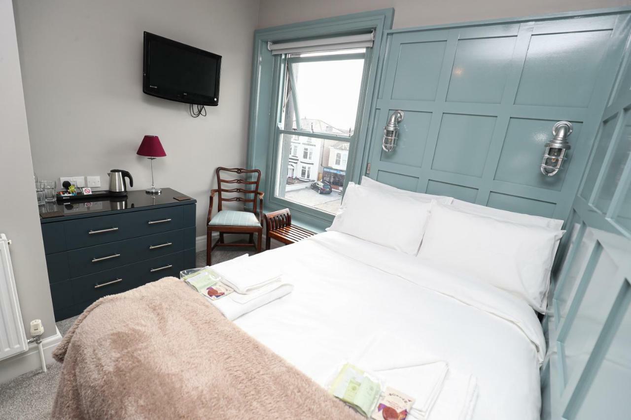 3 -Min Walk To Southport Pier & Beach Fast Wi-Fi & Perfect Getaway Exterior foto